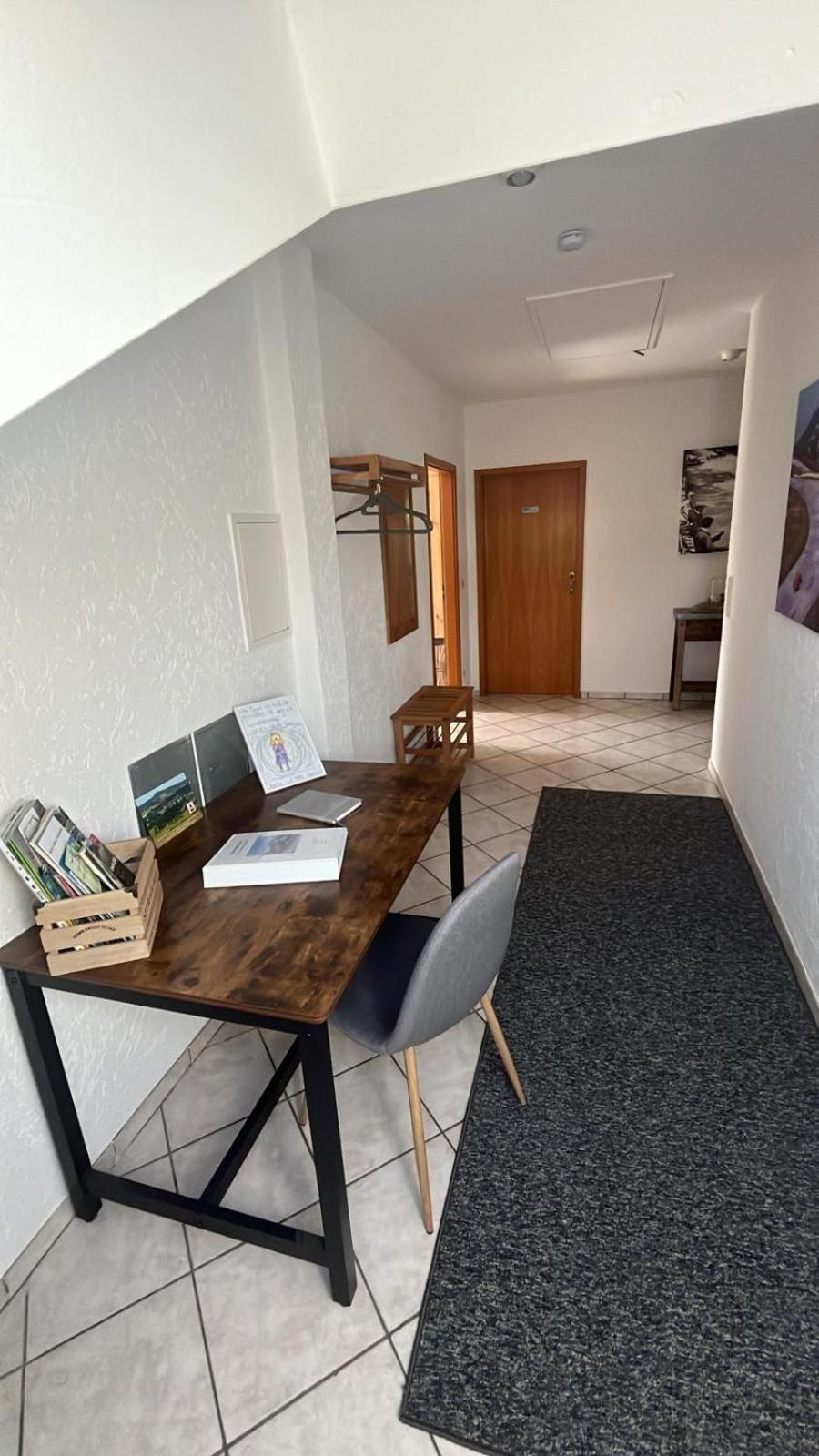 Fewo Hoheeifel, 1 Haus Mit 2 Apartments 5 Schlafzimmer In Kelberg Naehe Nuerburgring חדר תמונה