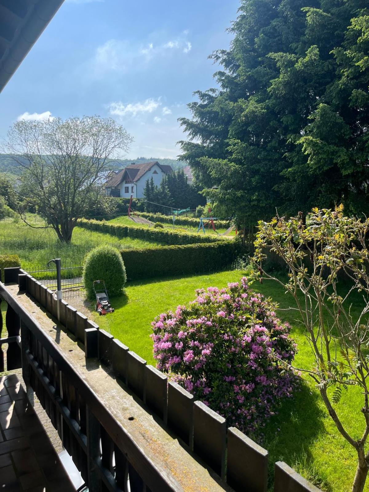 Fewo Hoheeifel, 1 Haus Mit 2 Apartments 5 Schlafzimmer In Kelberg Naehe Nuerburgring מראה חיצוני תמונה